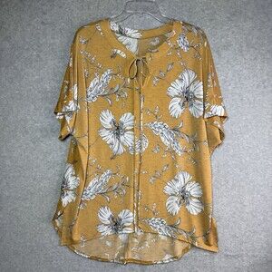 Women’s Floral Top 1X Yellow White Flowers Short Sleeve Tie Front Spring Boho